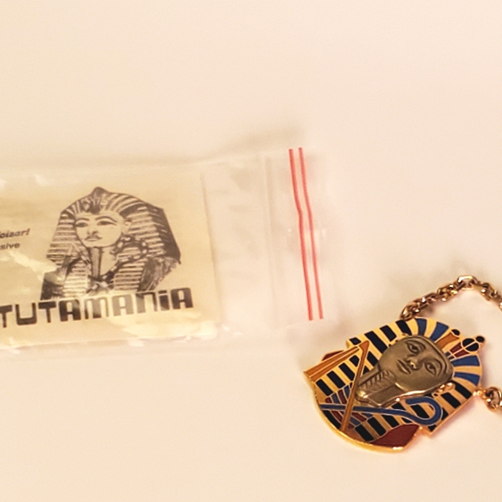 King Tut Vintage Necklace - Picture 5 of 10